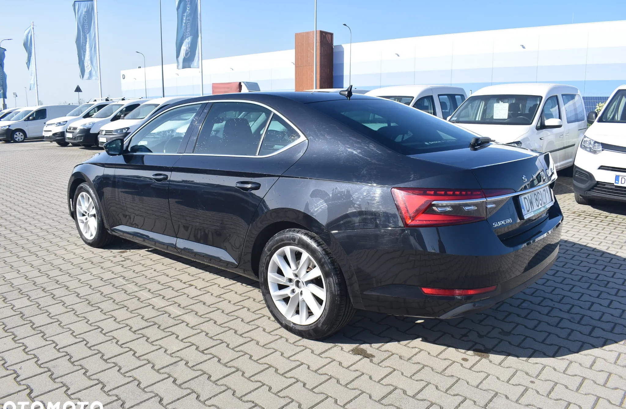 Skoda Superb cena 108400 przebieg: 98621, rok produkcji 2019 z Borne Sulinowo małe 704